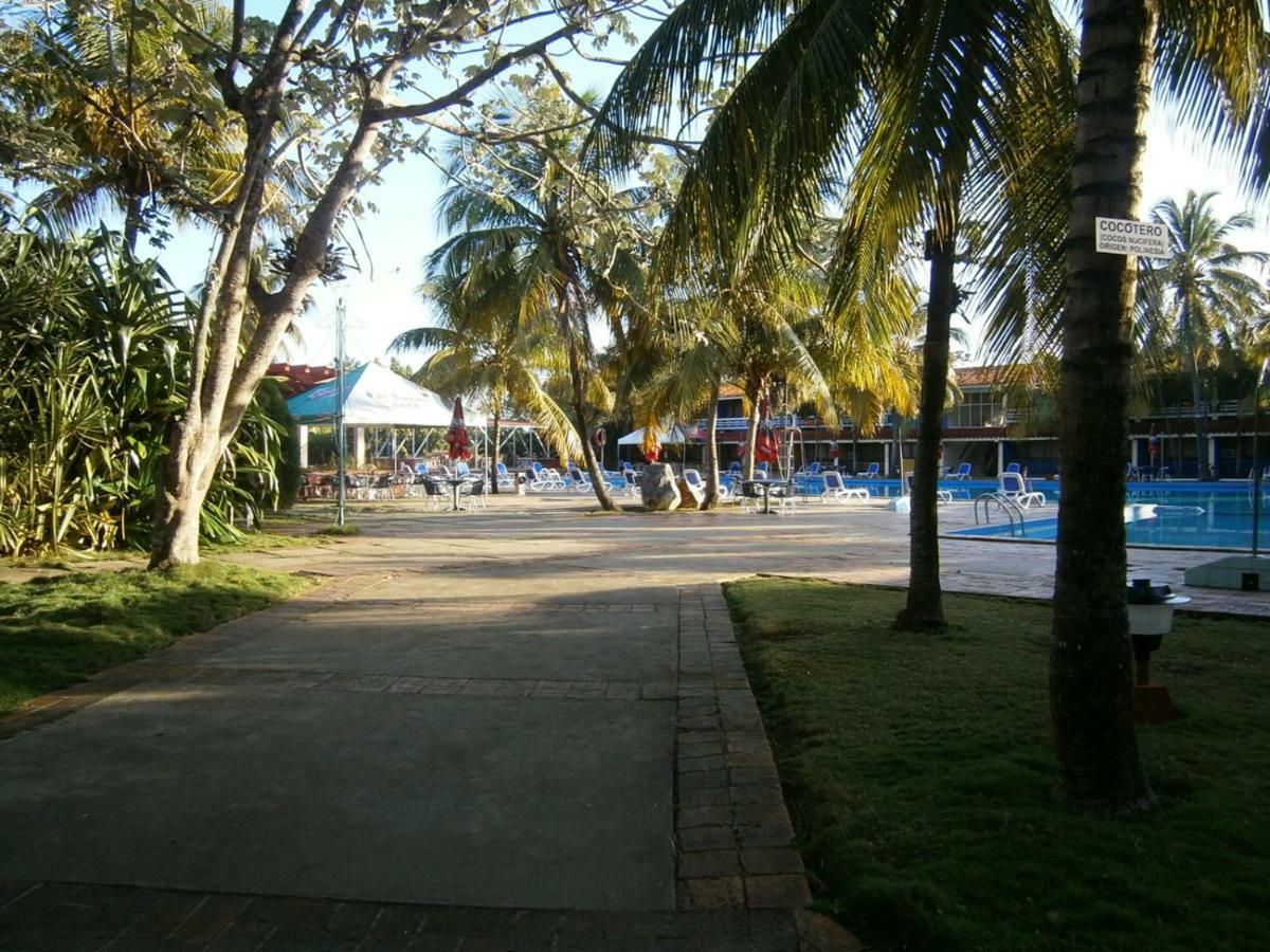 Yagrumas Hotel San Antonio de Los Banos Exterior foto