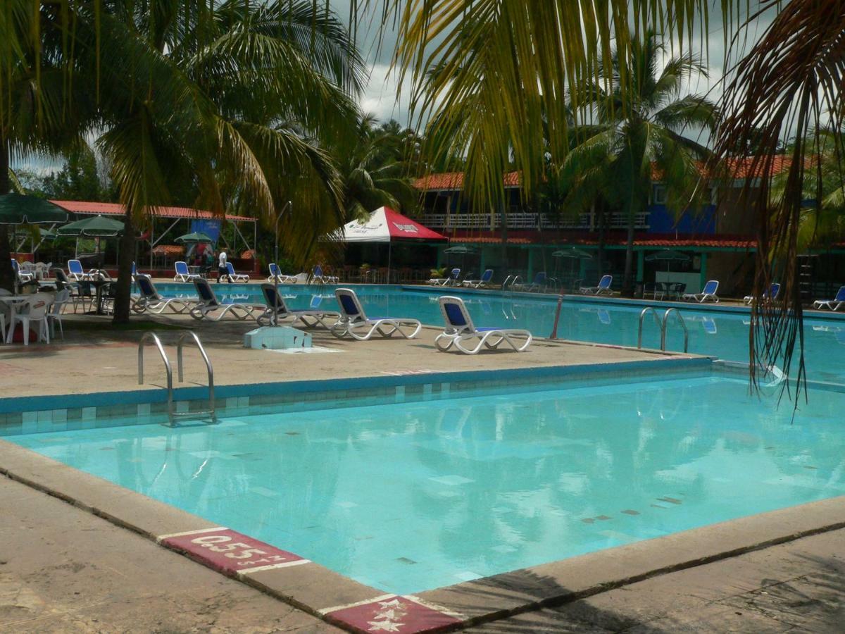 Yagrumas Hotel San Antonio de Los Banos Exterior foto